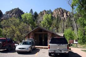 Parking, Traffic and the Red Rock Pass