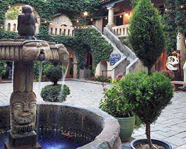 Tlaquepaque Art & Shopping Village