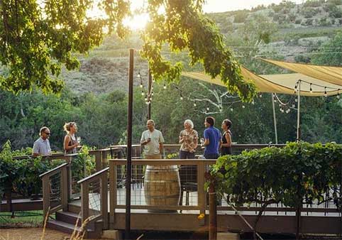 Wine Tour from Sedona to the Verde Valley Vineyards in Luxury Transportation